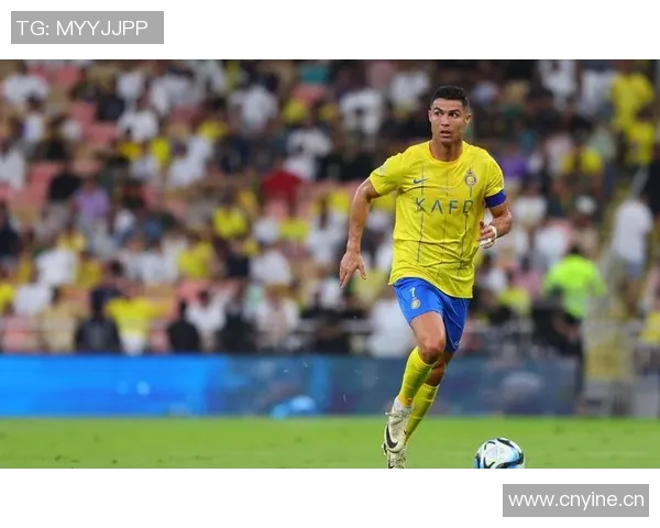 吉尔伯托称赞C罗领导力对葡萄牙队的重要性与队友自信心提升 吉尔伯托称赞C罗领导力对葡萄牙队的重要性与队友自信心提升