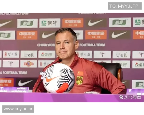 埃贝尔称赞孔帕尼重振拜仁出色表现处理事务能力卓越 埃贝尔称赞孔帕尼重振拜仁出色表现处理事务能力卓越