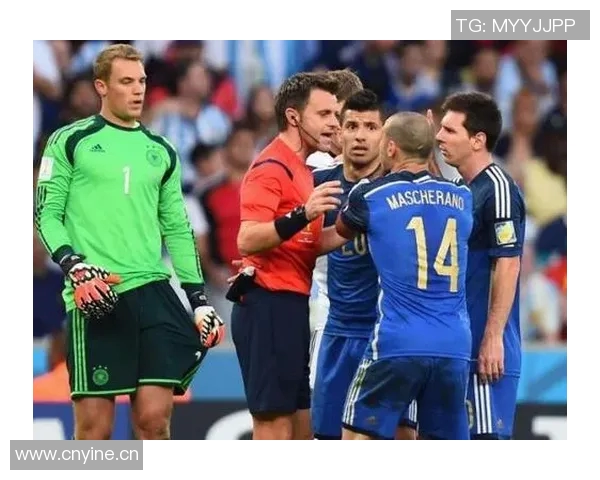 IFFHS年度最佳裁判候选名单揭晓奥利弗图尔平马齐尼亚克争夺荣誉 IFFHS年度最佳裁判候选名单揭晓奥利弗图尔平马齐尼亚克争夺荣誉