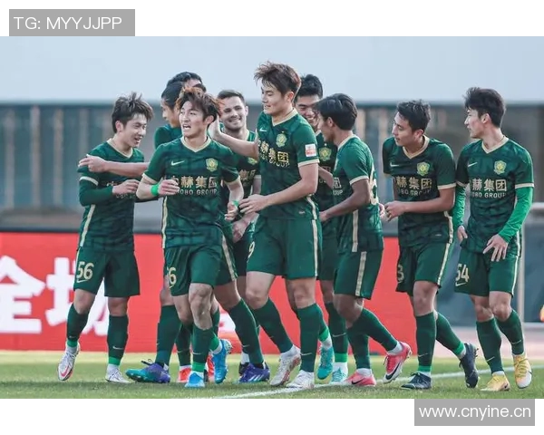 曲刚寄语职业球员坚持信念面临降级压力希望不放弃努力拼搏